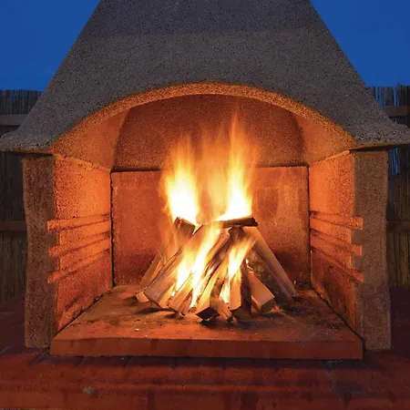 With Outdoor Swimming Pool 183 * Pridraga